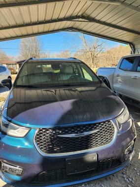 2021 Chrysler Pacifica Touring-L