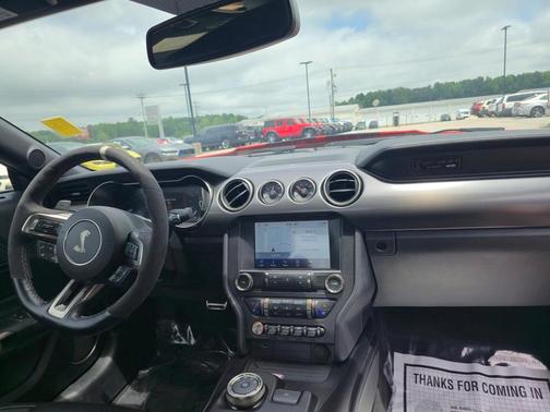 2022 Ford Shelby GT500 Base