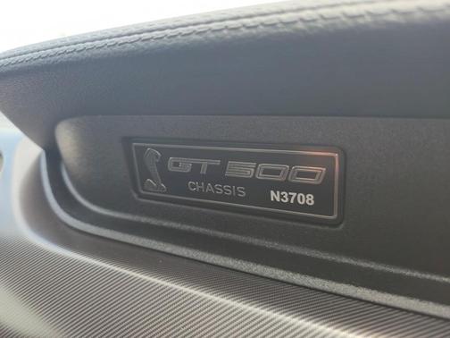 2022 Ford Shelby GT500 Base