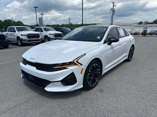 Glacial White Pearl 2022 Kia K5 GT-Line