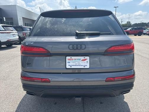 2025 Audi Q7 45 Premium Plus