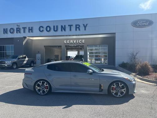 2019 Kia Stinger GT2