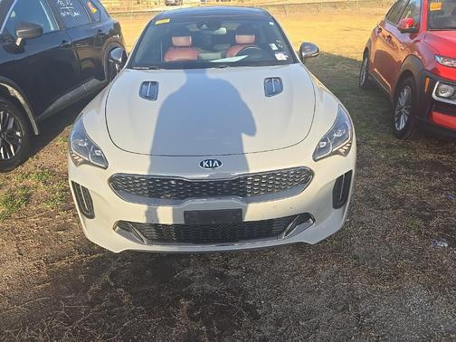 2019 Kia Stinger GT2