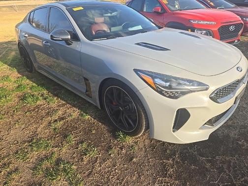 2019 Kia Stinger GT2