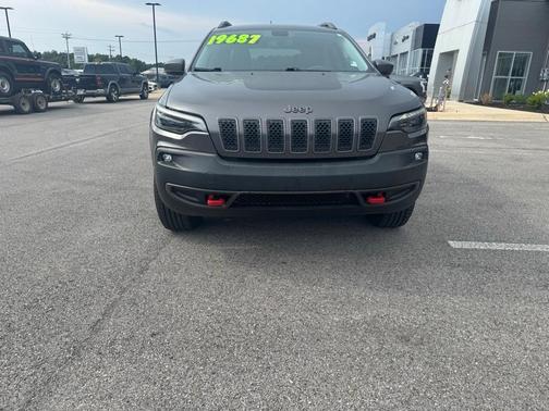 2019 Jeep Cherokee Trailhawk