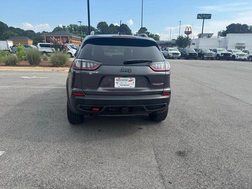 2019 Jeep Cherokee Trailhawk