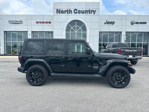 Black Clearcoat 2022 Jeep Wrangler Unlimited 4xe Sahara