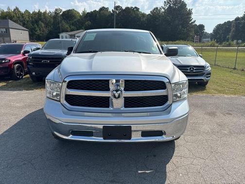 2017 RAM 1500 SLT