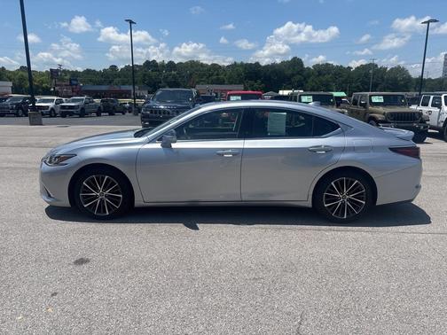 2022 Lexus ES 350 Base