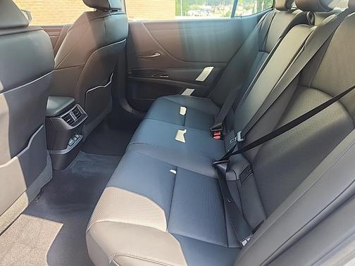 2022 Lexus ES 350 Base