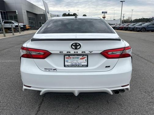 2020 Toyota Camry SE Nightshade