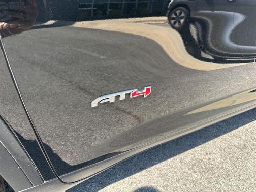 Ebony Twilight Metallic 2025 GMC Acadia AT4