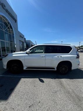 Starfire Pearl 2021 Lexus GX 460 Base