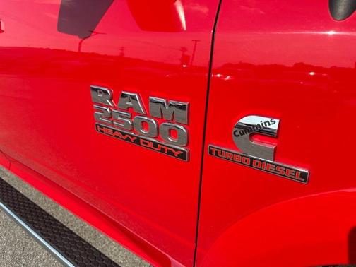 Flame Red Clearcoat 2018 RAM 2500 Laramie