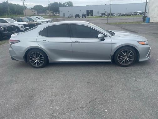 2023 Toyota Camry XLE
