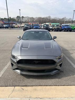 2022 Ford Mustang EcoBoost
