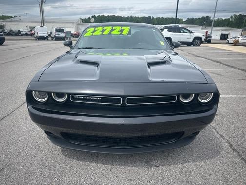2020 Dodge Challenger SXT