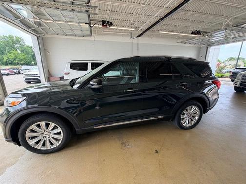 Forged Green Metallic 2023 Ford Explorer Limited