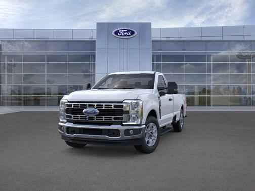 Agate Black Metallic 2026 Ford F-250 XLT