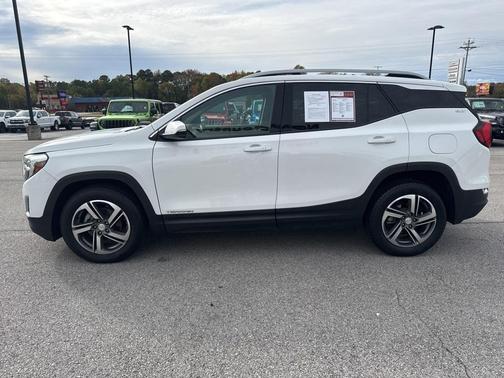 2021 GMC Terrain SLT