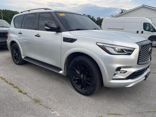 2021 INFINITI QX80 Luxe