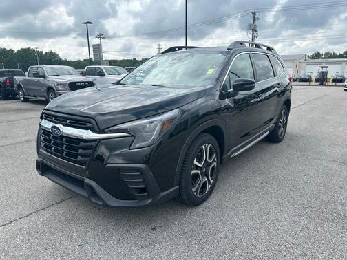 Crystal Black Silica 2023 Subaru Ascent Limited 7-Passenger