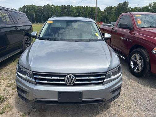 Pyrite Silver Metallic 2021 Volkswagen Tiguan 2.0T SE