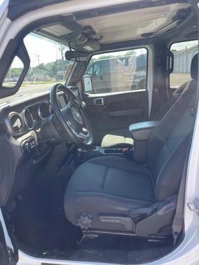 2020 Jeep Gladiator Sport