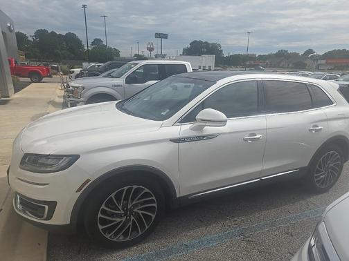 2019 Lincoln Nautilus Reserve