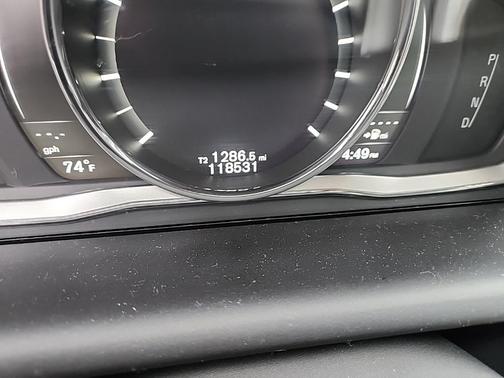 2017 Volvo XC60 T5 Dynamic