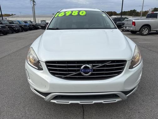 2017 Volvo XC60 T5 Dynamic