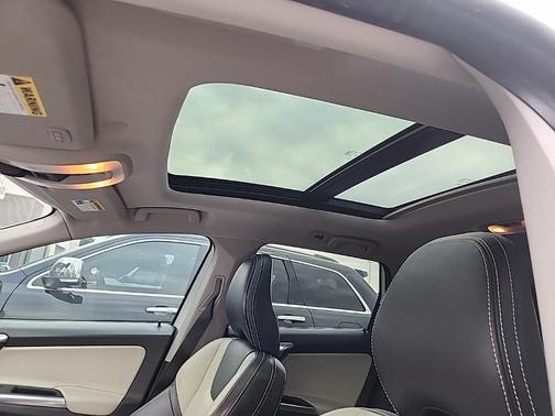 2017 Volvo XC60 T5 Dynamic