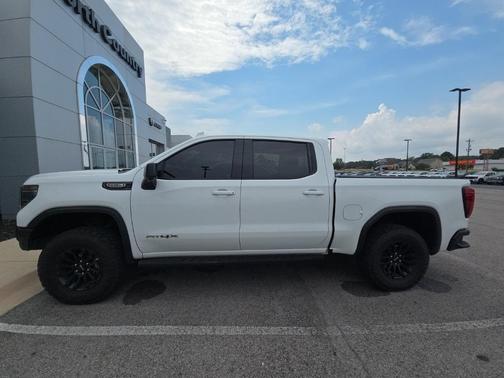 2023 GMC Sierra 1500 AT4X