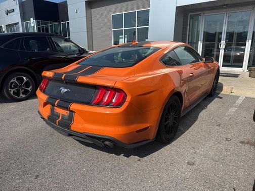 2020 Ford Mustang EcoBoost