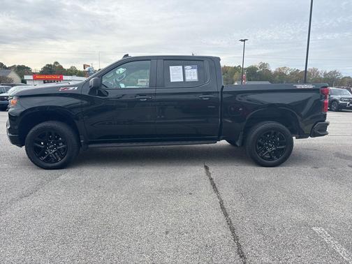 2024 Chevrolet Silverado 1500 Custom Trail Boss