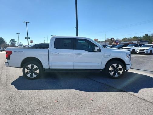 2023 Ford F-150 Lightning Platinum