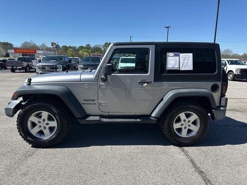 2017 Jeep Wrangler Sport