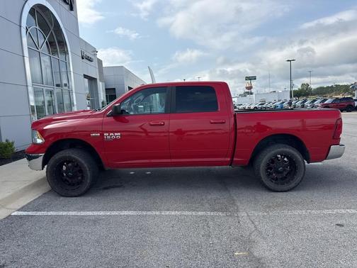 2019 RAM 1500 Classic SLT
