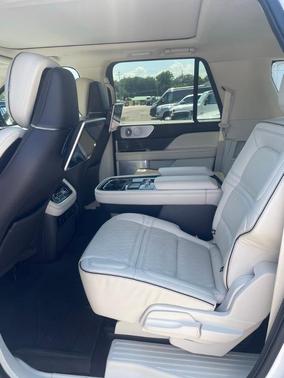 2020 Lincoln Navigator L Black Label