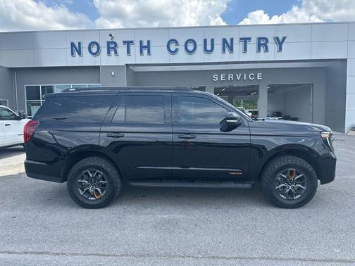 Agate Black Metallic 2025 Ford Expedition Tremor
