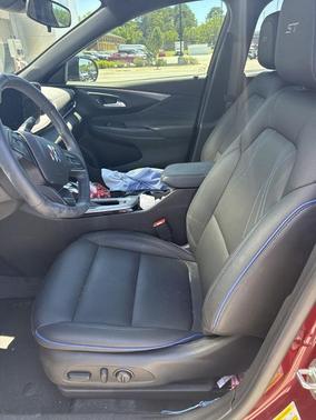 Cinnabar Metallic 2025 Buick Envista Sport Touring