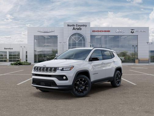 Bright White Clearcoat 2026 Jeep Compass Latitude