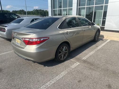 2015 Toyota Camry SE
