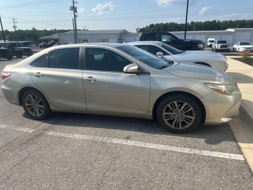2015 Toyota Camry SE