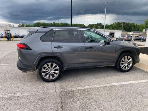 Magnetic Gray Metallic 2020 Toyota RAV4 XLE Premium