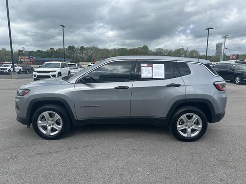 2023 Jeep Compass Sport