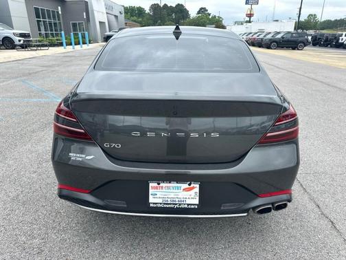 Makalu Gray 2023 Genesis G70 2.0T