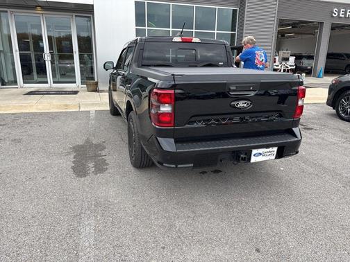 2025 Ford Maverick Lobo High