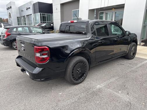 2025 Ford Maverick Lobo High