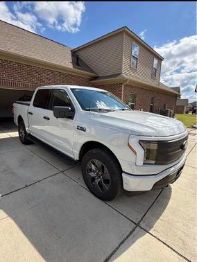 2024 Ford F-150 Lightning XLT